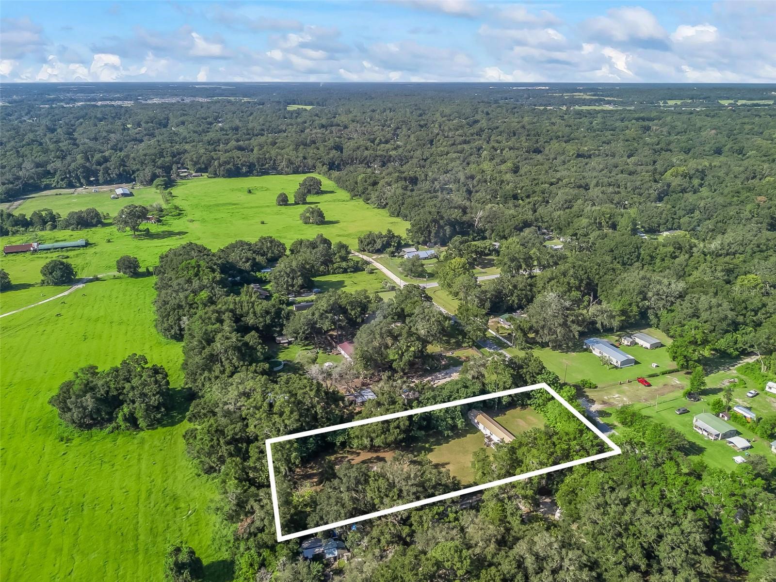 Image 3 of 32 For 7211 55th Avenue