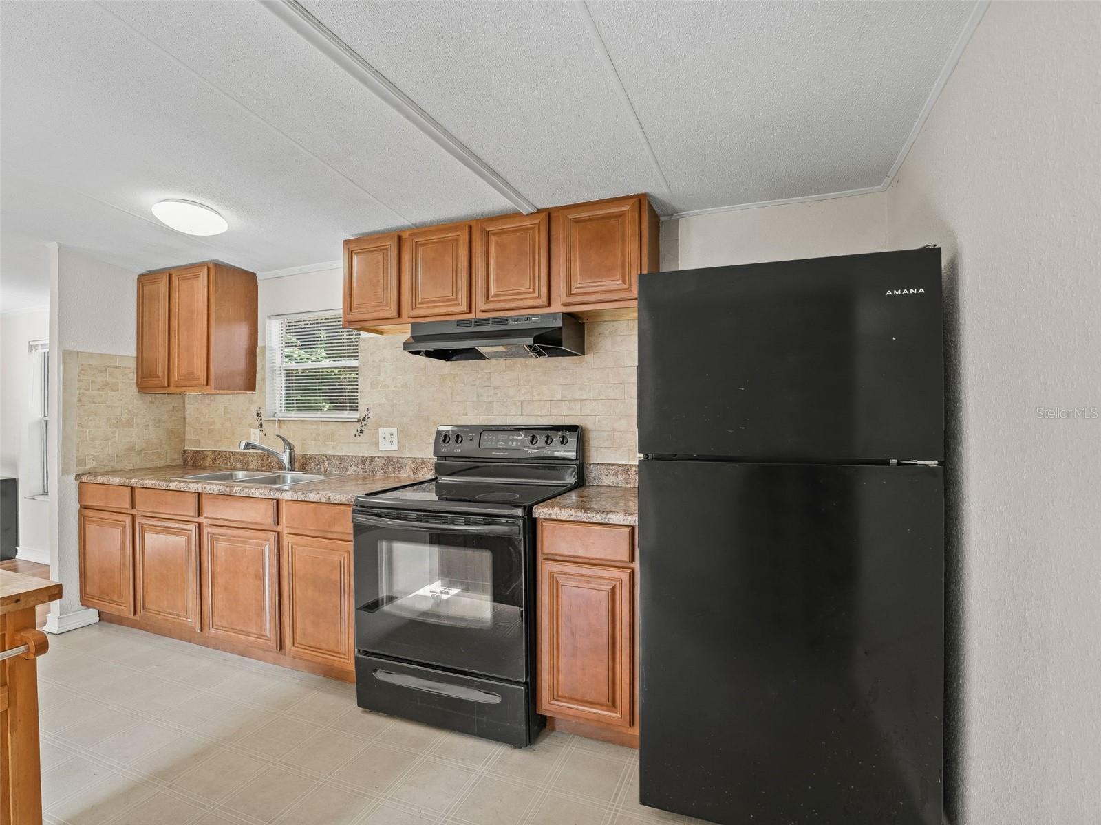 Image 5 of 32 For 7211 55th Avenue