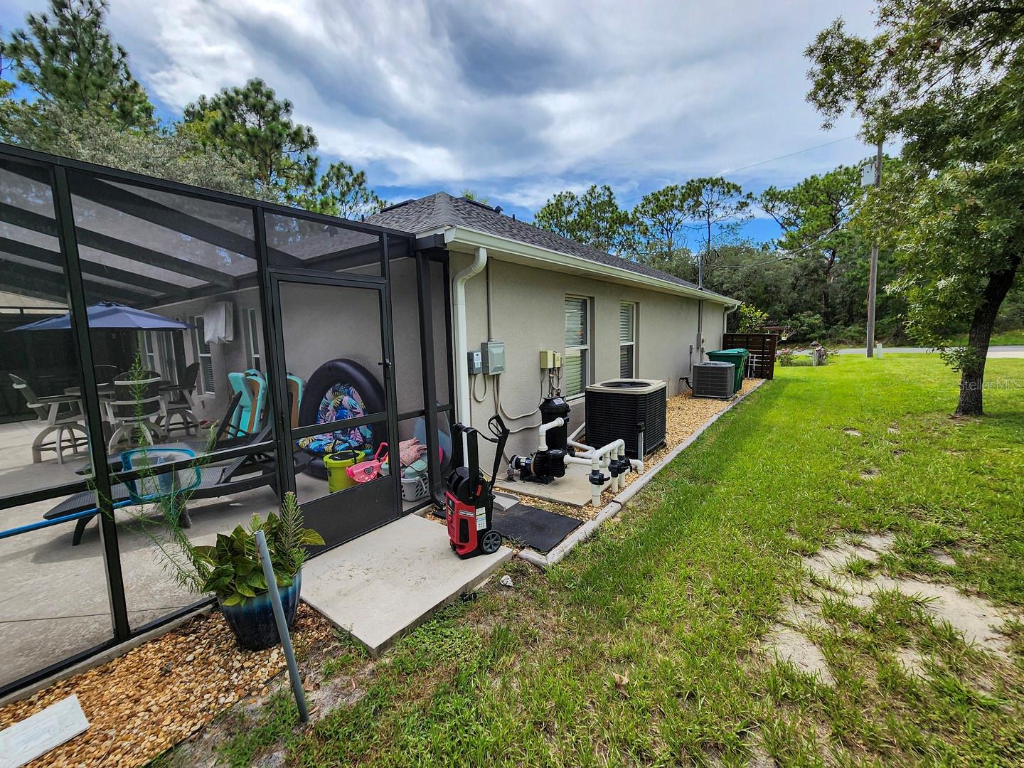 Image 39 of 48 For 8525 Spartan Drive