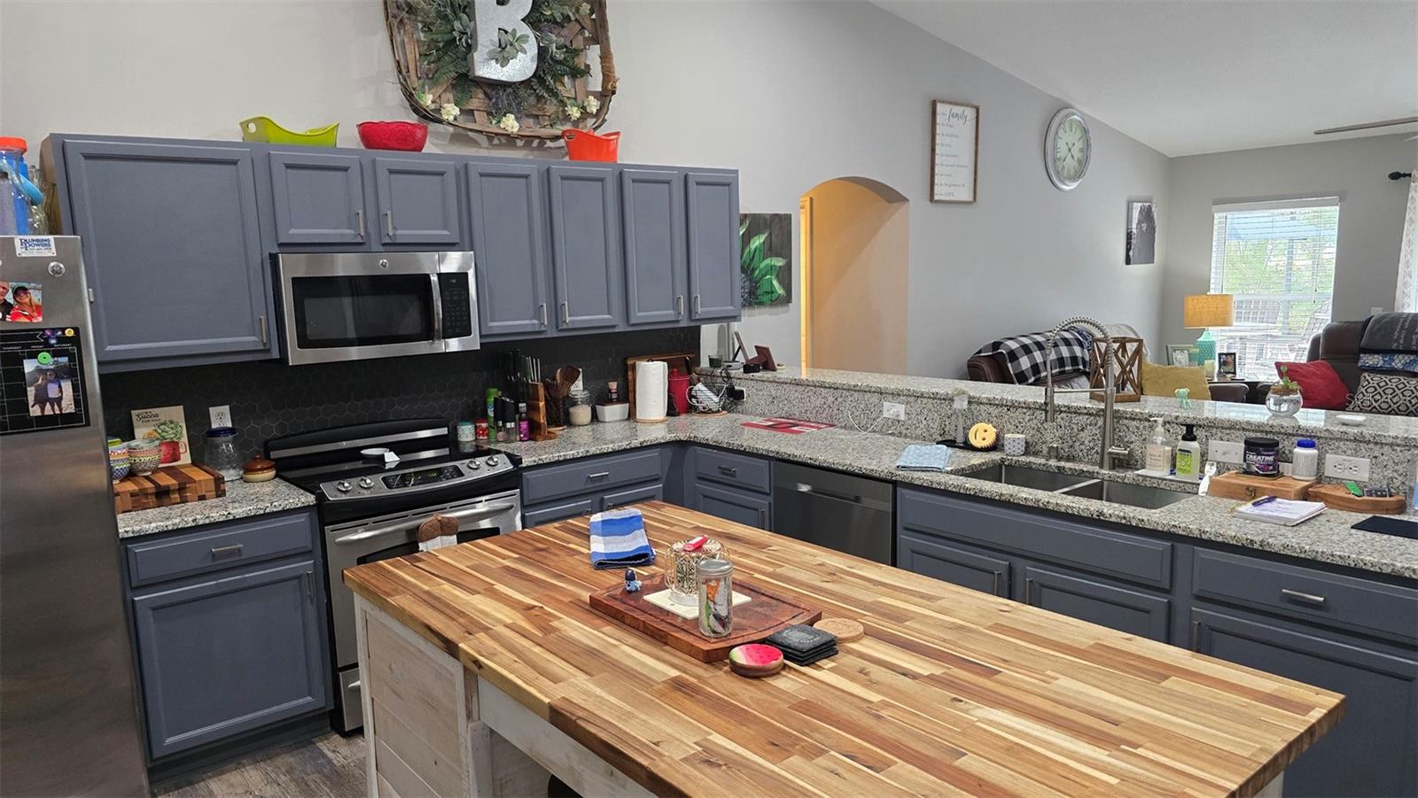 Image 6 of 48 For 8525 Spartan Drive