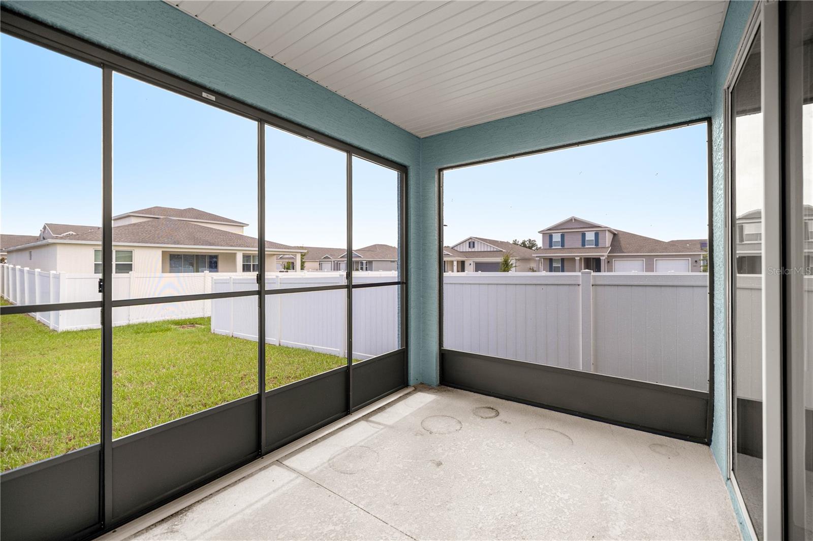 Image 20 of 25 For 6304 74th Terrace Road