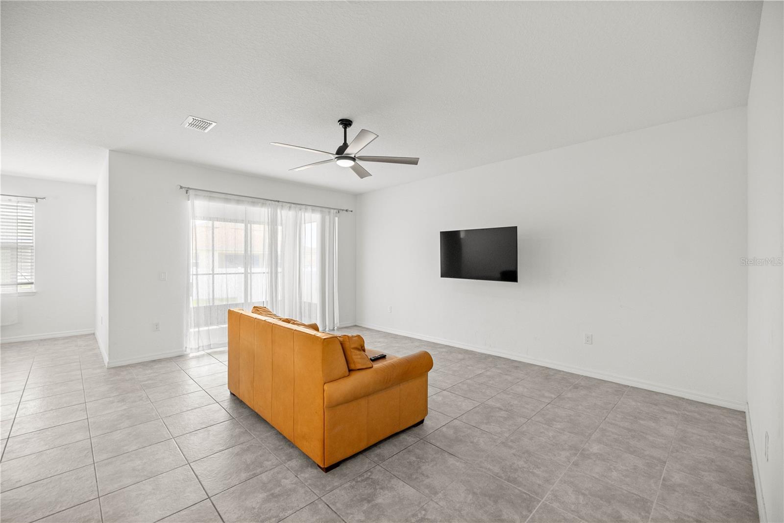 Image 3 of 25 For 6304 74th Terrace Road