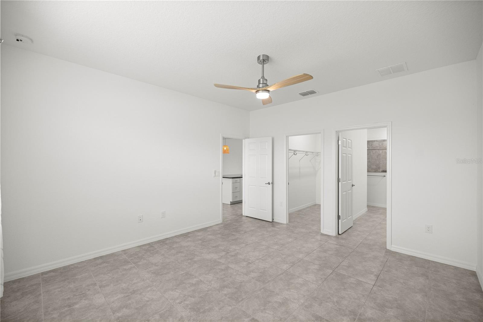 Image 9 of 25 For 6304 74th Terrace Road