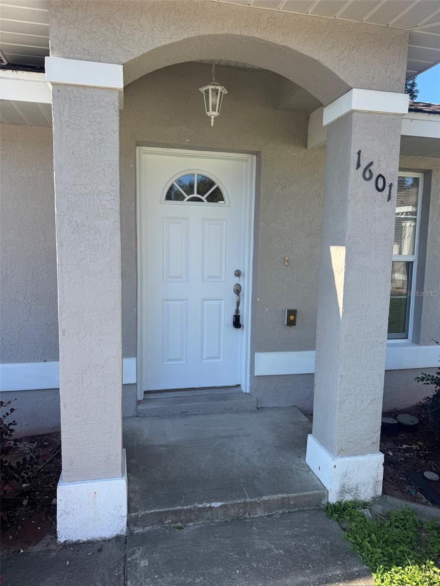Image 2 of 15 For 11322-11322 55th Avenue Road 1601
