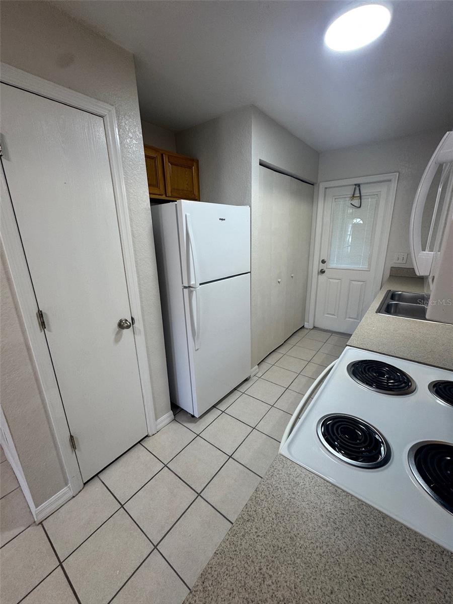 Image 6 of 15 For 11322-11322 55th Avenue Road 1601