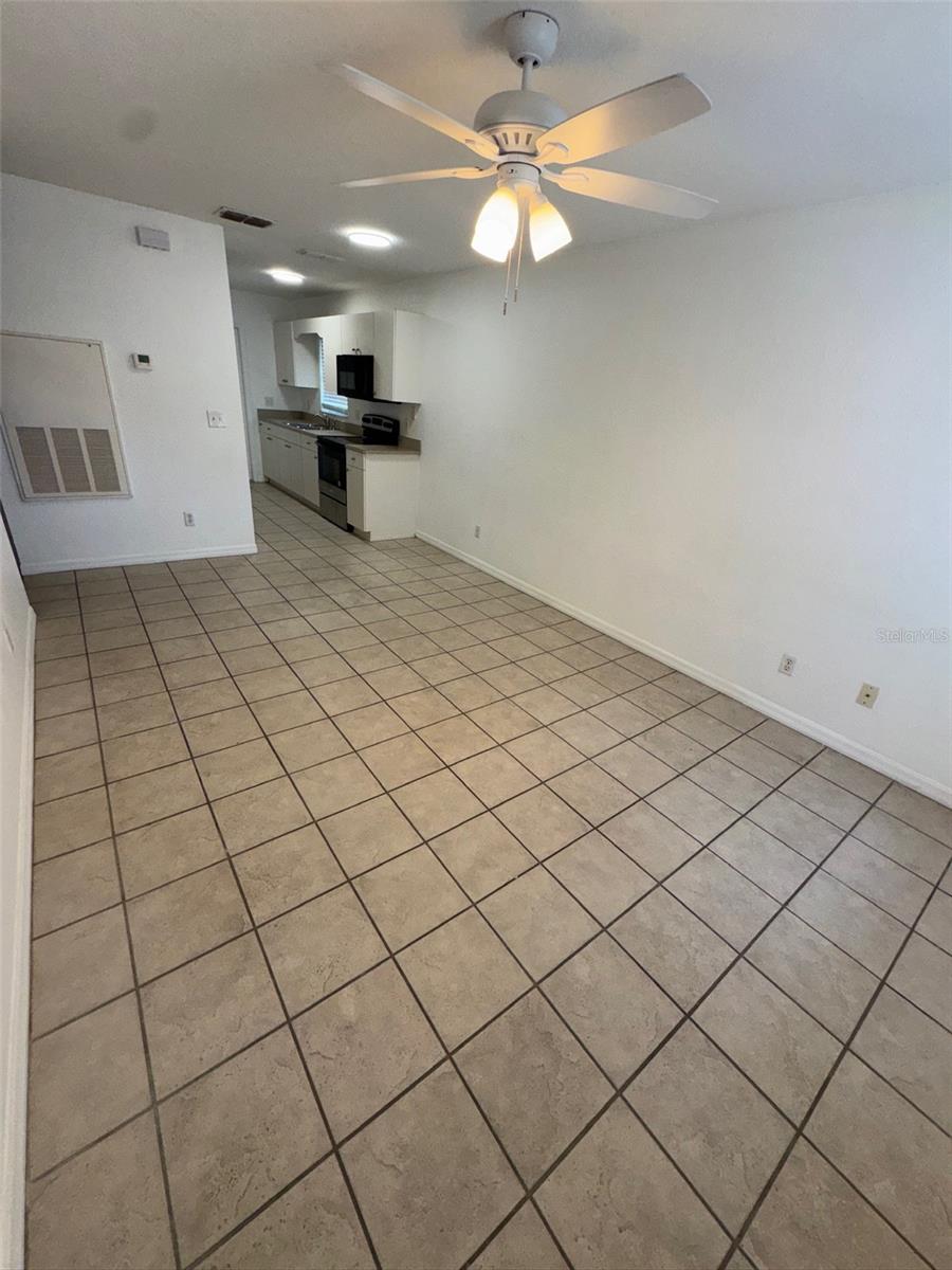 Image 3 of 14 For 11322 11322 55th Avenue Road 3201