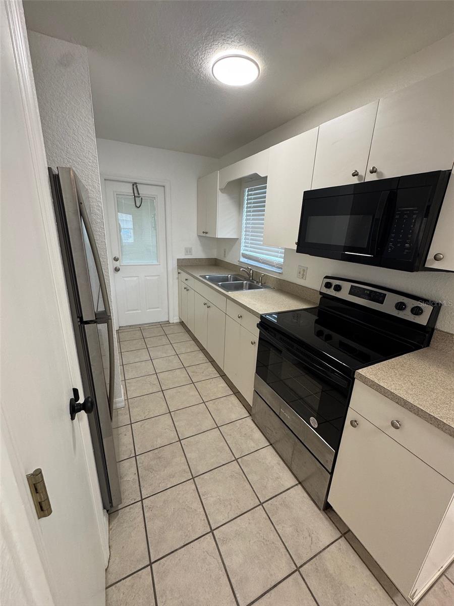 Image 5 of 14 For 11322 11322 55th Avenue Road 3201