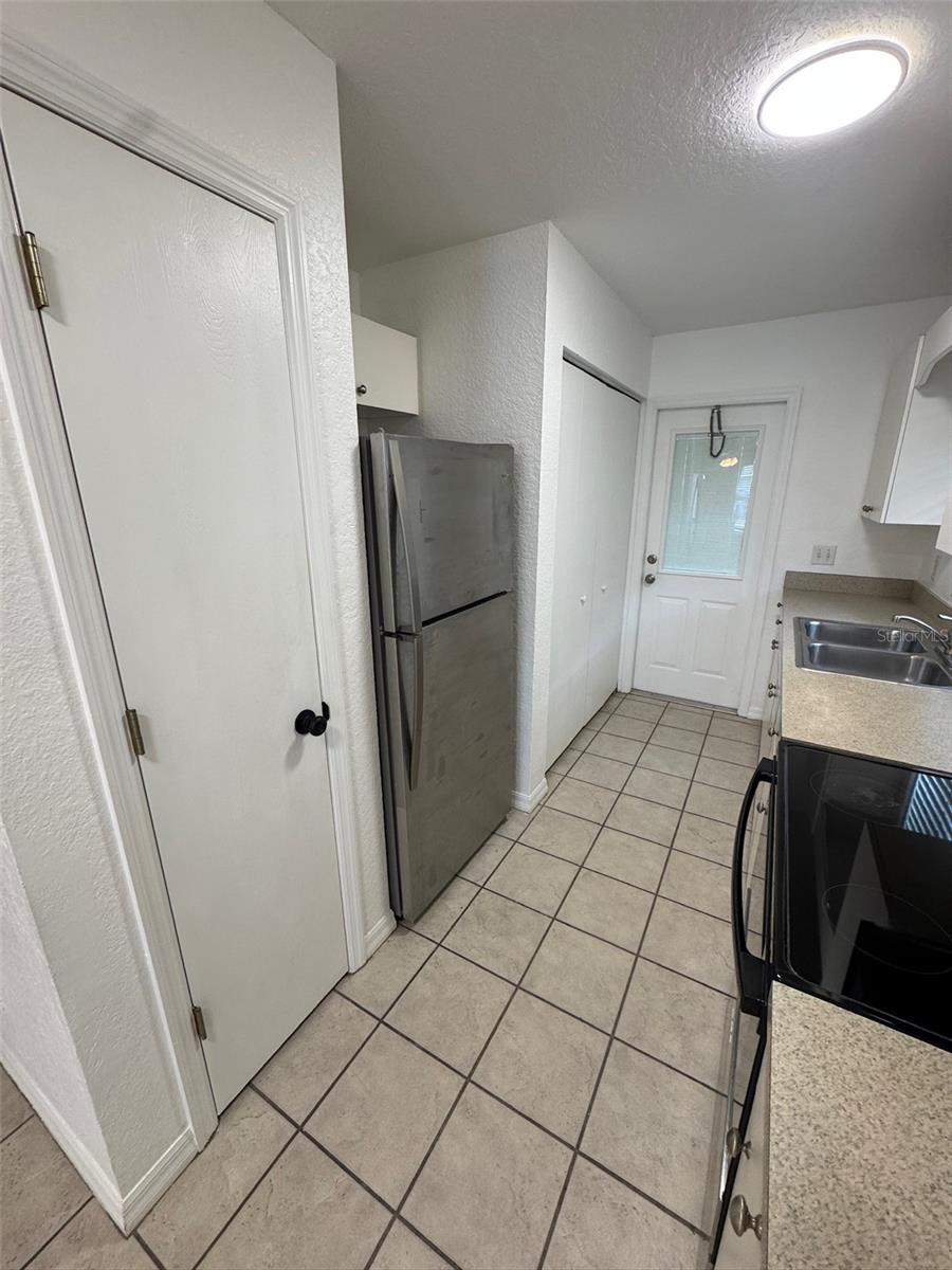 Image 6 of 14 For 11322 11322 55th Avenue Road 3201