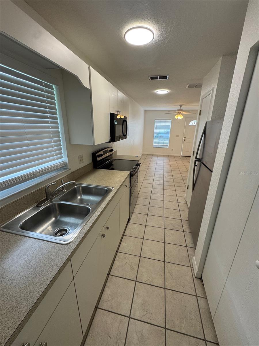 Image 9 of 14 For 11322 11322 55th Avenue Road 3201