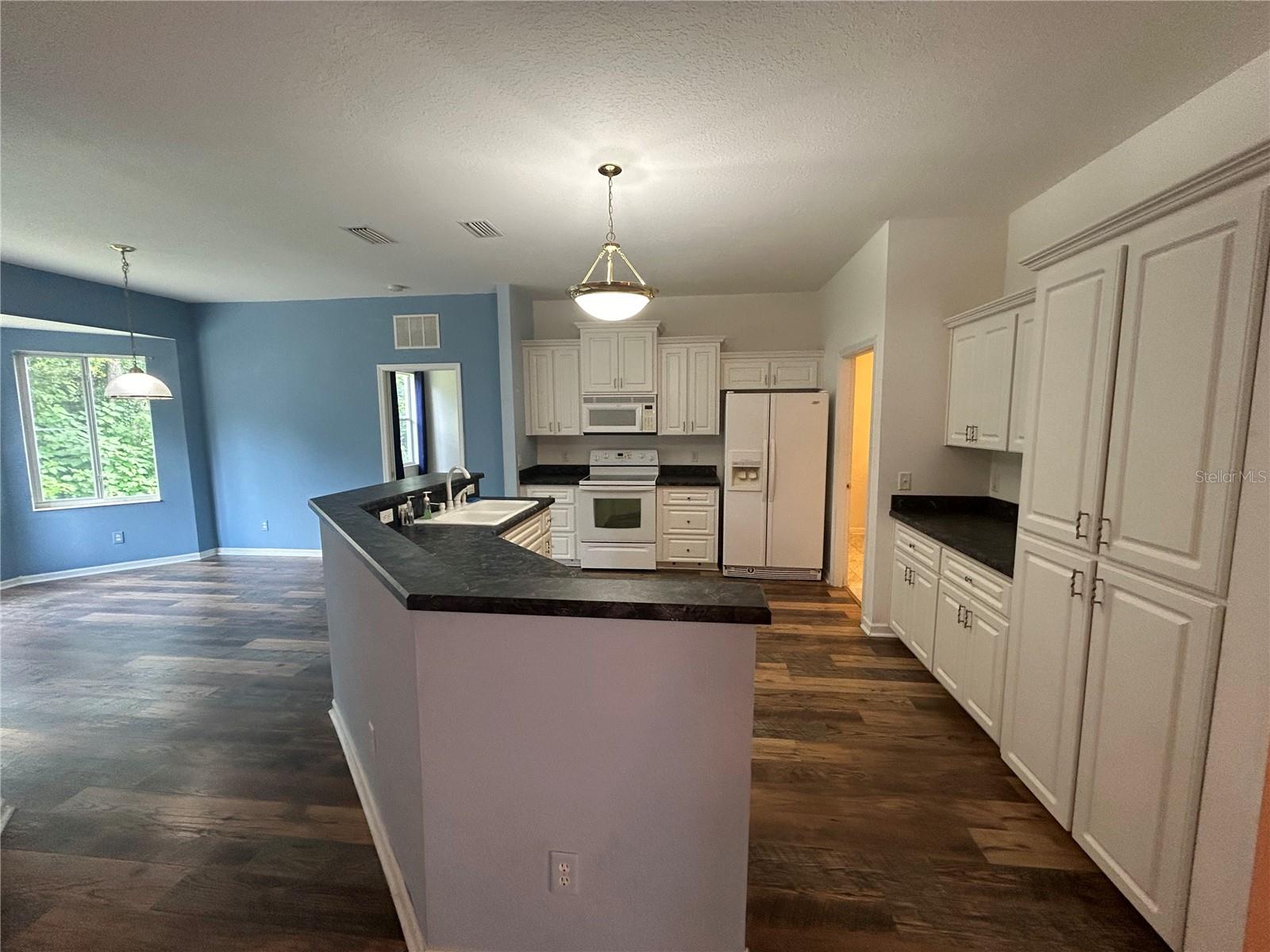 Image 13 of 28 For 5915 18th Place