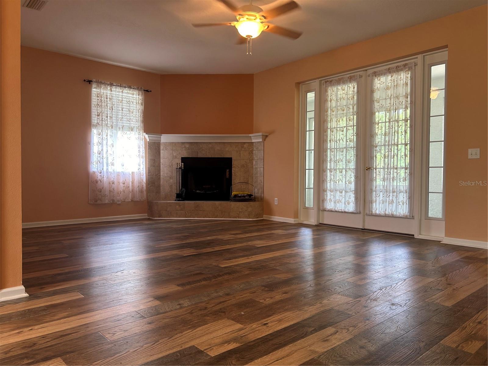 Image 9 of 28 For 5915 18th Place