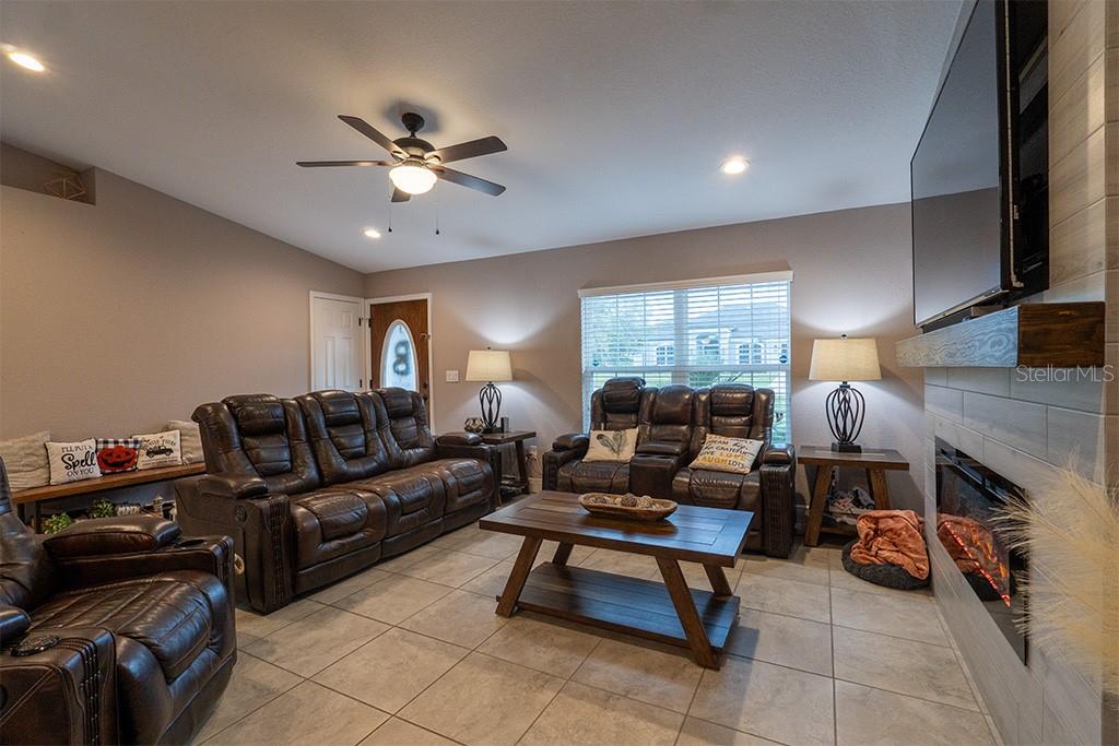 Image 3 of 17 For 9469 161st Street