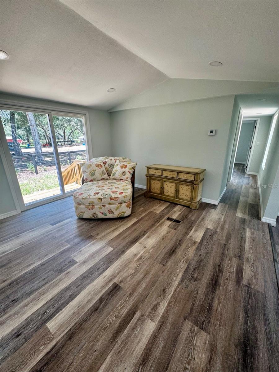 Image 10 of 46 For 23939 121st Lane