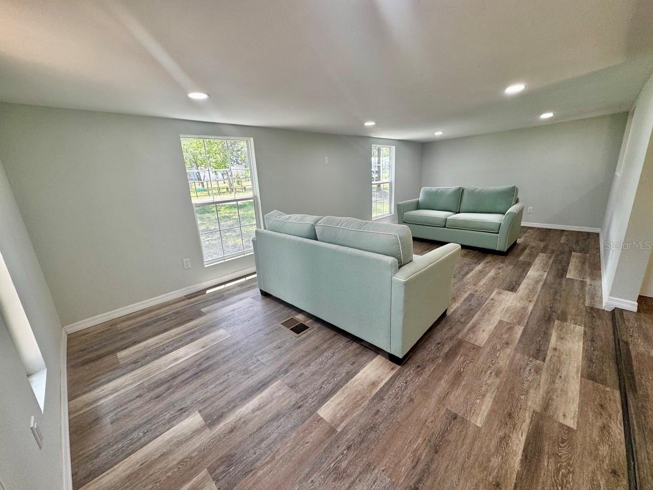 Image 4 of 46 For 23939 121st Lane