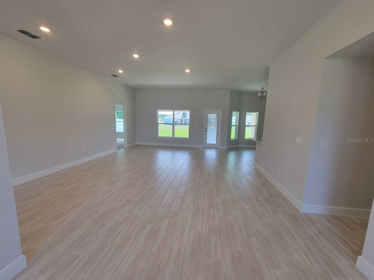Image 15 of 26 For 7092 134th Street