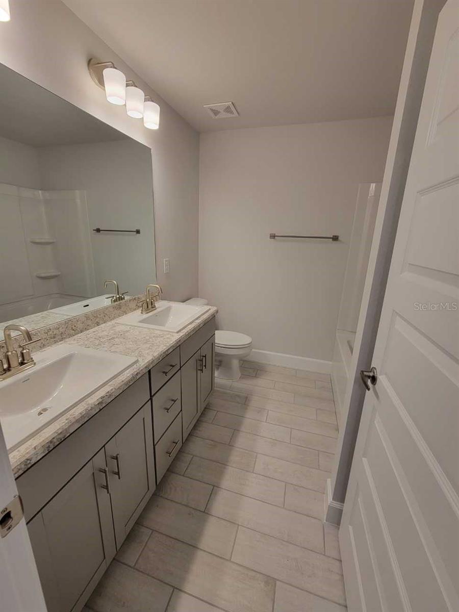 Image 26 of 27 For 4830 100th Street