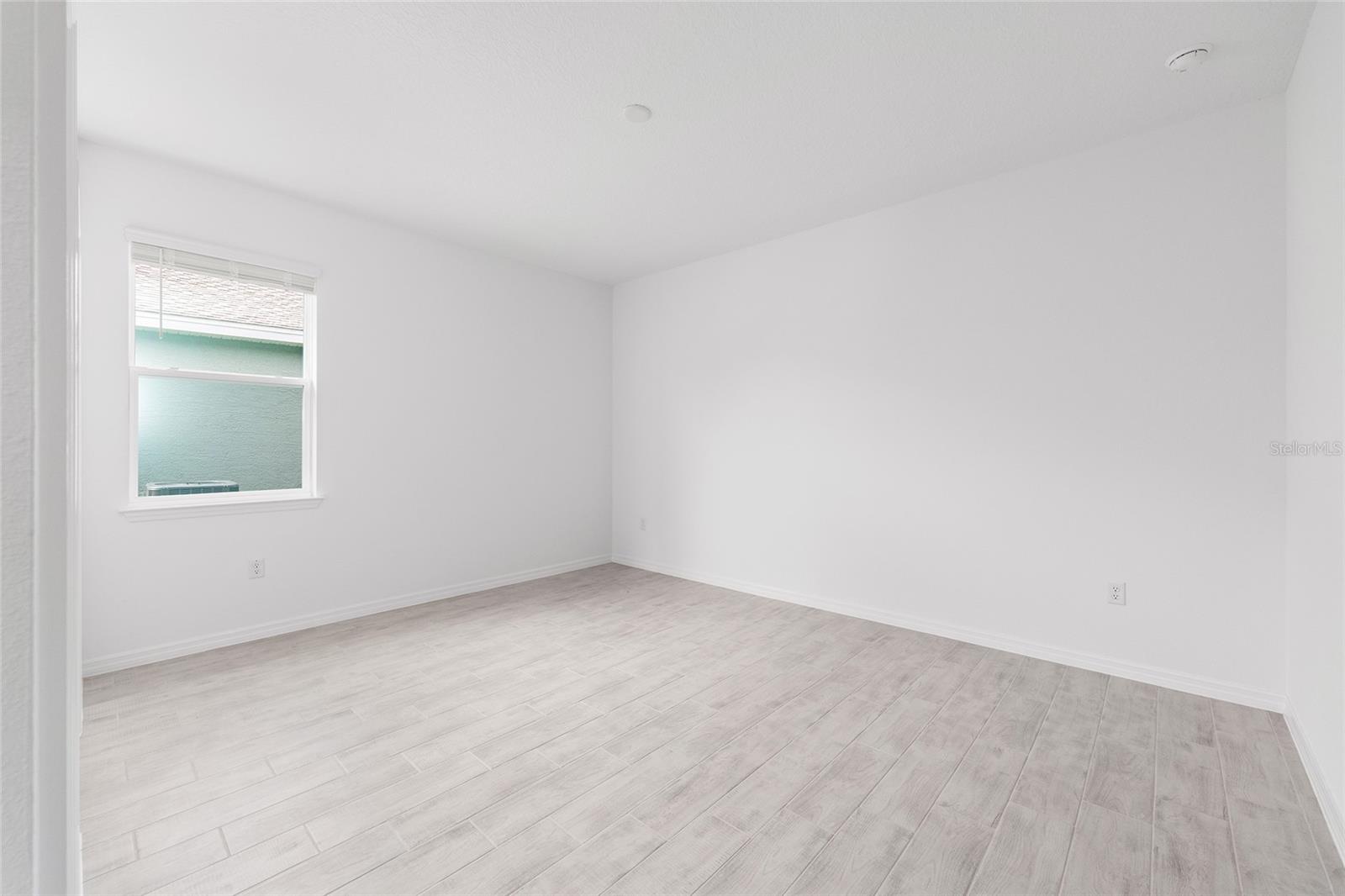 Image 41 of 55 For 5797 76th Court