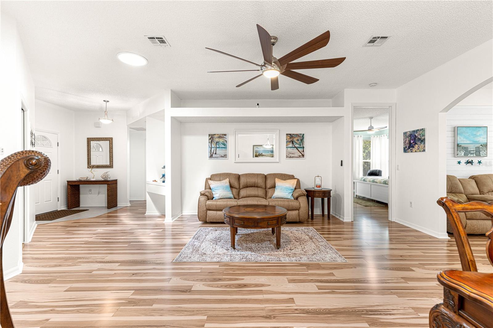 Image 14 of 53 For 32752 Timberwood Drive