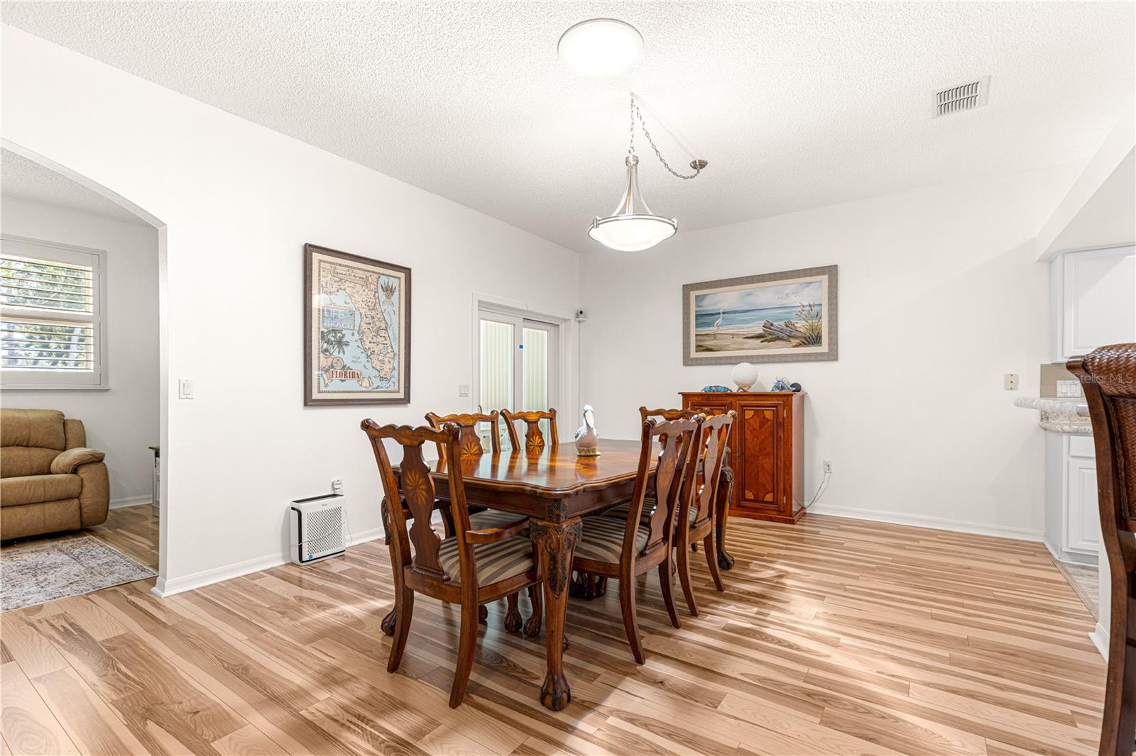 Image 17 of 53 For 32752 Timberwood Drive