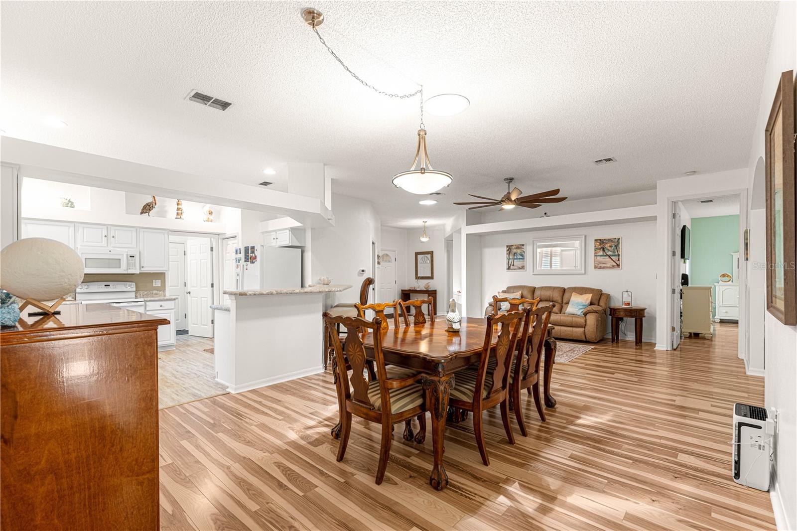 Image 18 of 53 For 32752 Timberwood Drive