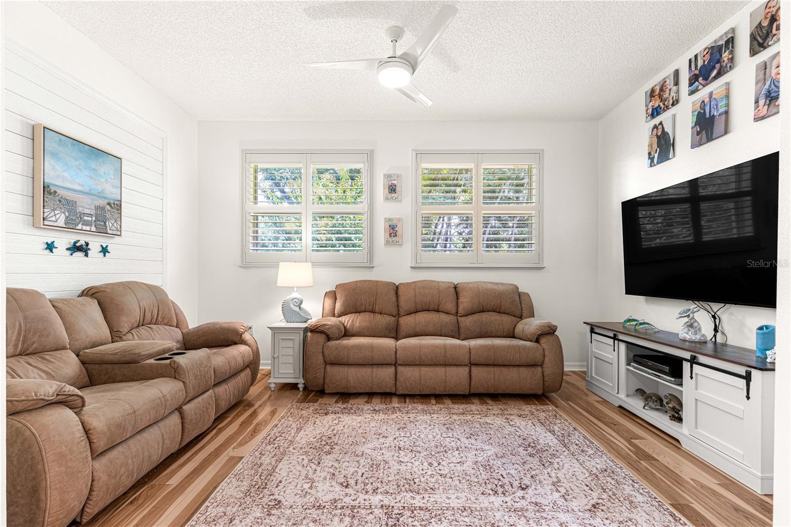 Image 22 of 53 For 32752 Timberwood Drive