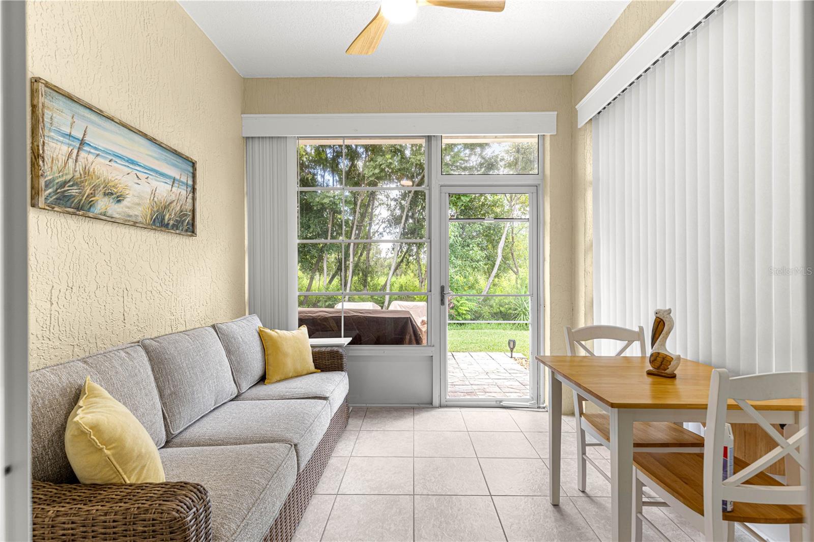 Image 42 of 53 For 32752 Timberwood Drive