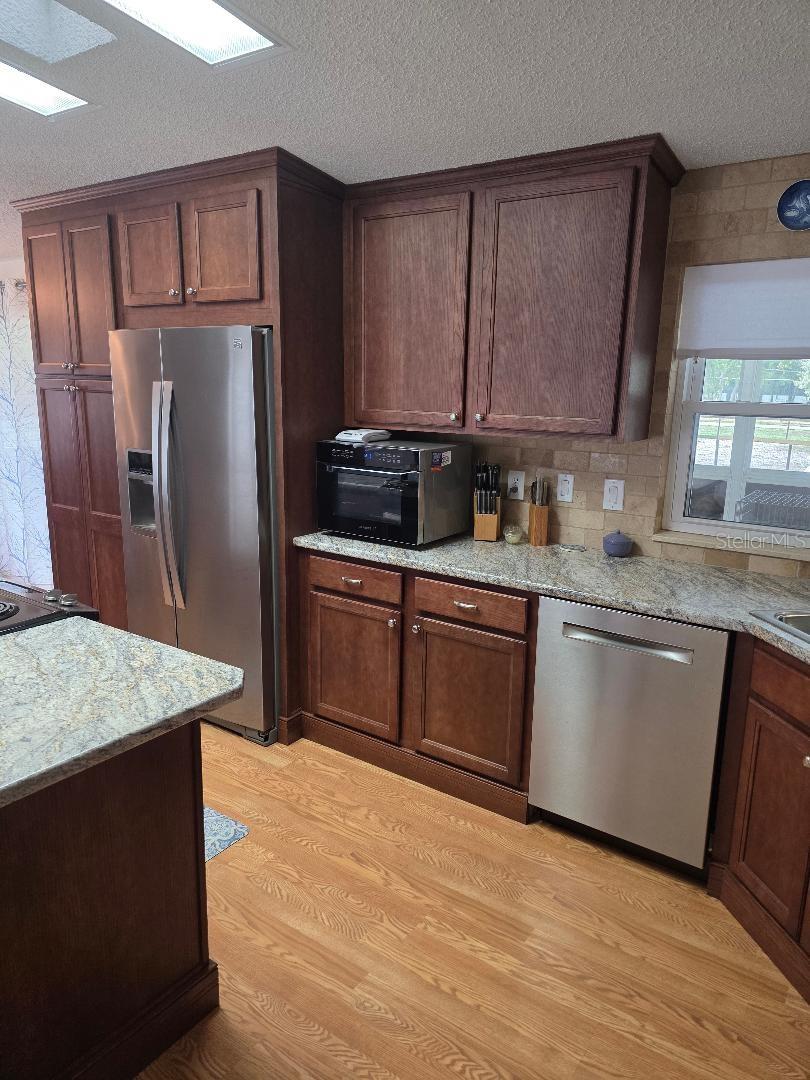 Image 11 of 30 For 7785 19th Place