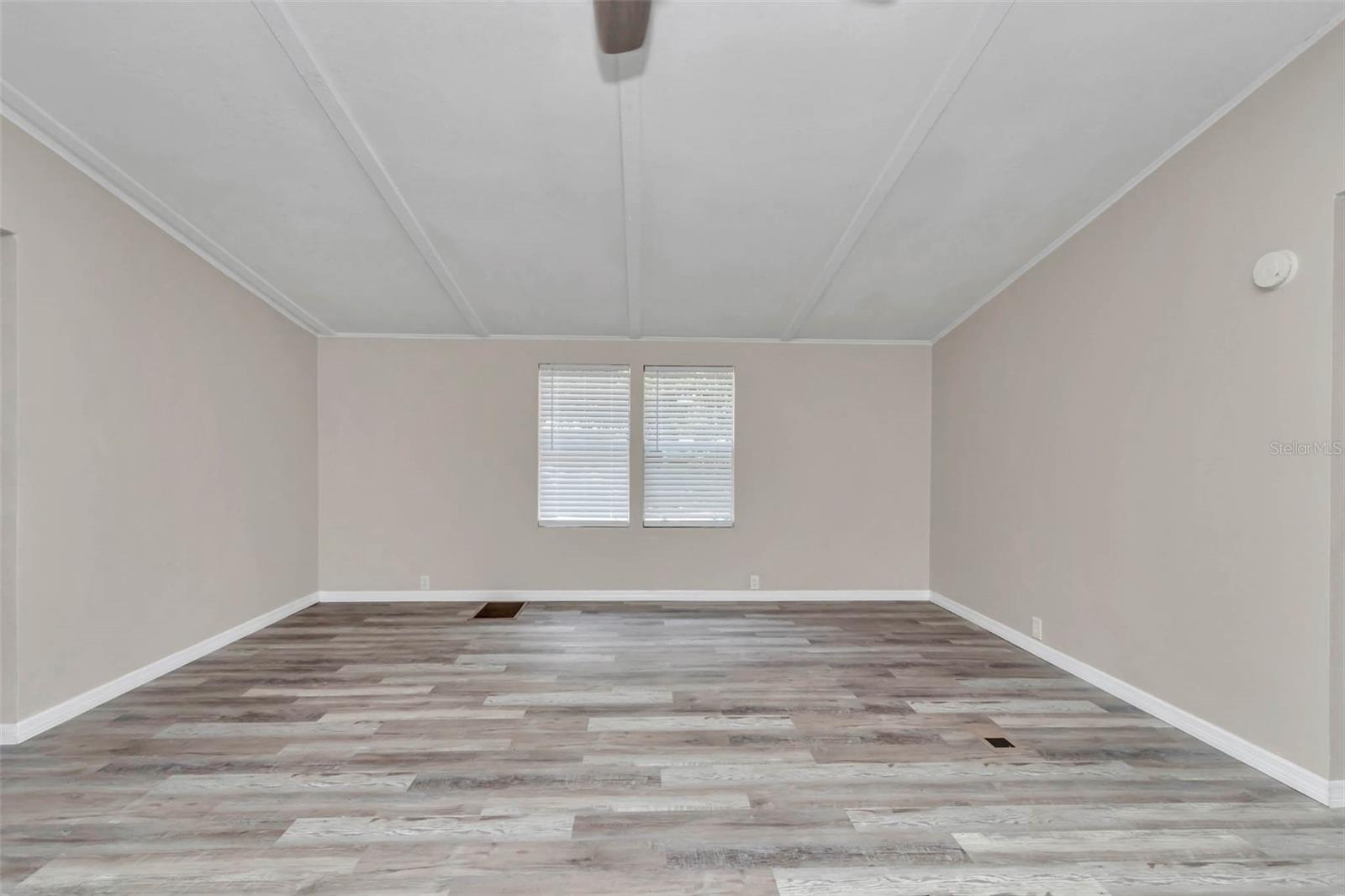 Image 11 of 44 For 9820 27th Avenue