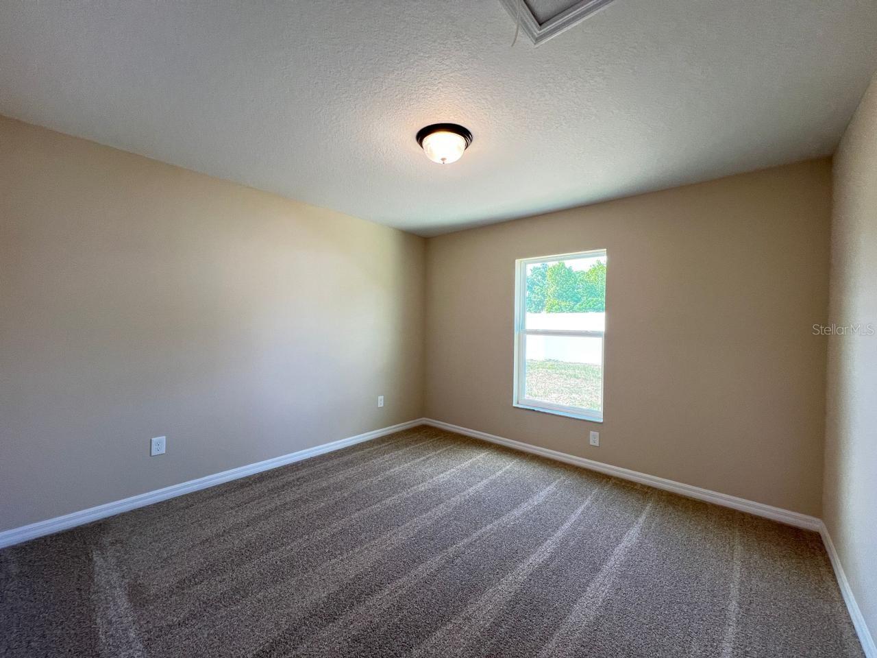 Image 18 of 46 For 1685 161 Street