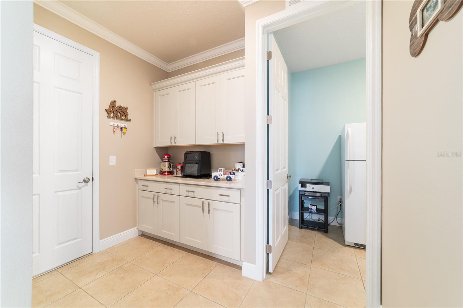 Image 20 of 28 For 8590 95th Court