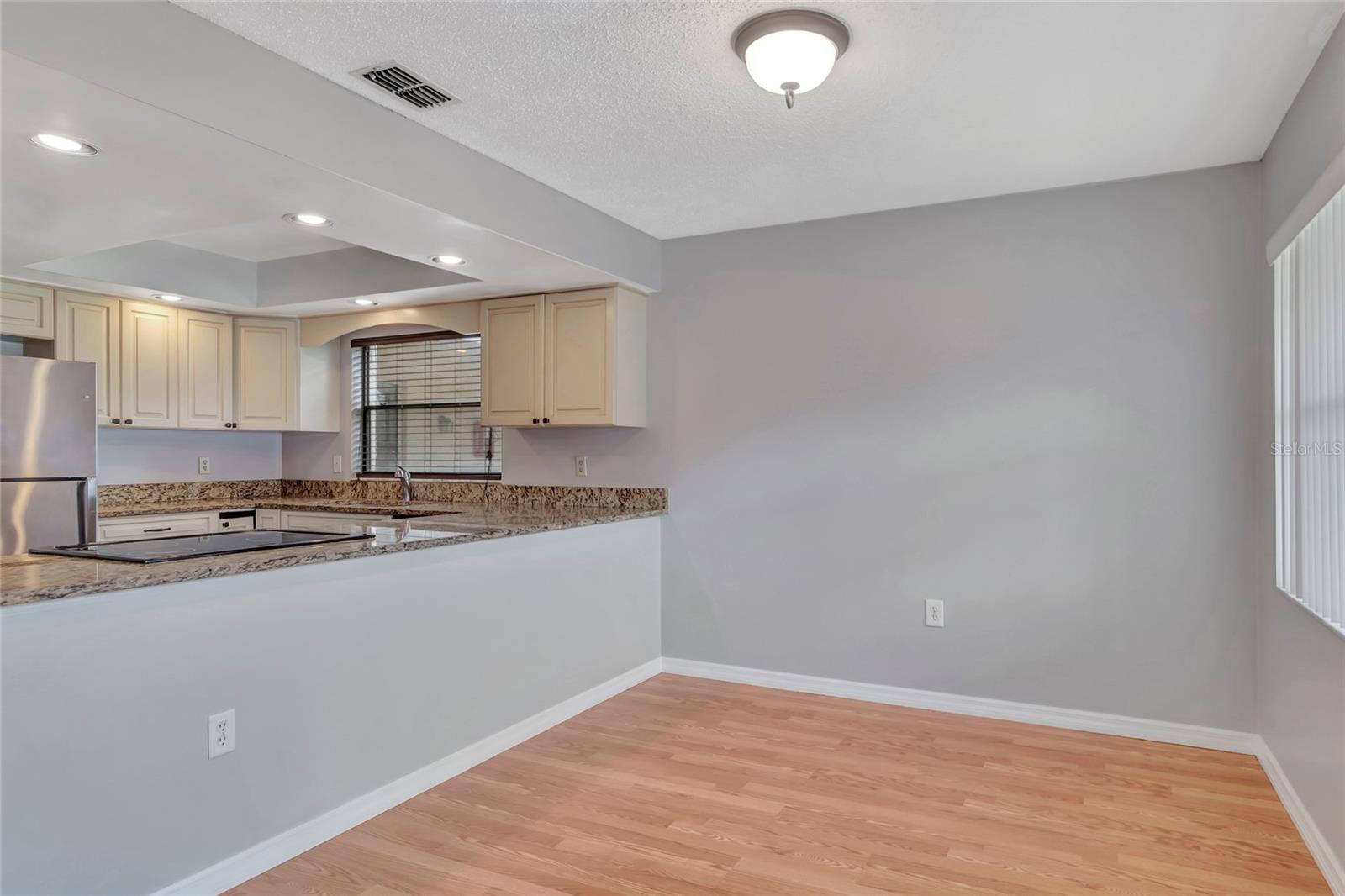 Image 11 of 38 For 555 Majestic Way 555