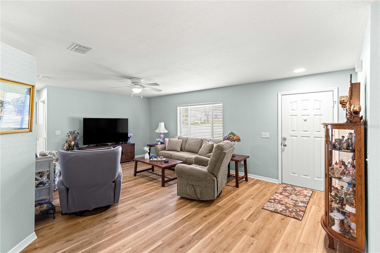 Image 6 of 67 For 6100 105th Place