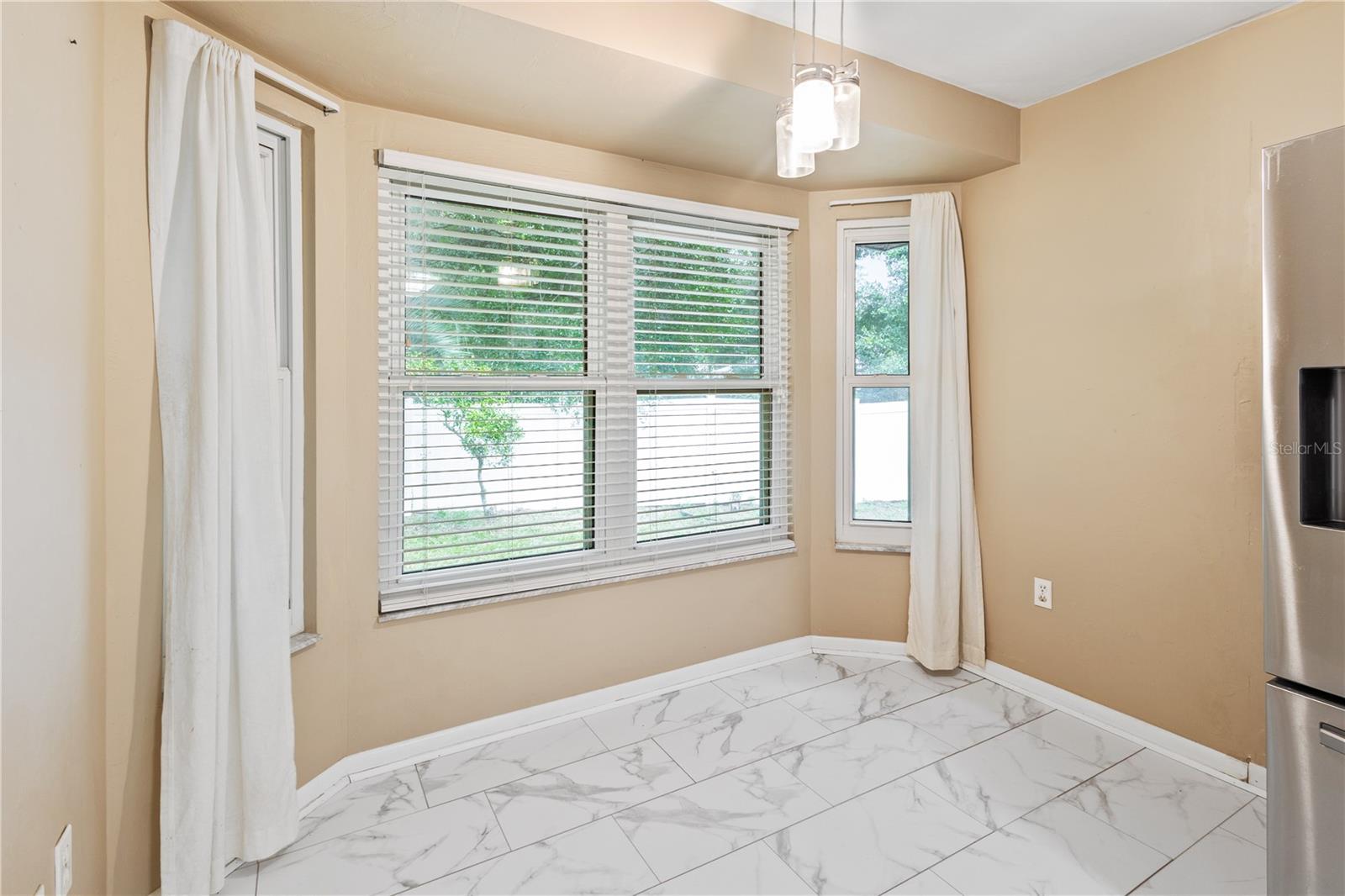 Image 13 of 51 For 611 10th Boulevard