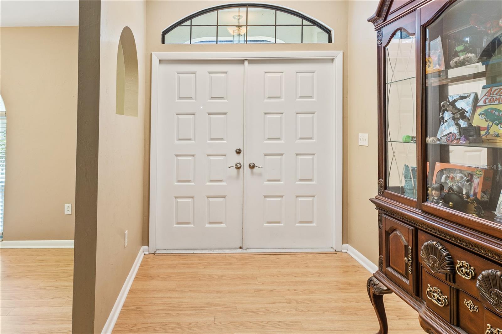 Image 4 of 51 For 611 10th Boulevard