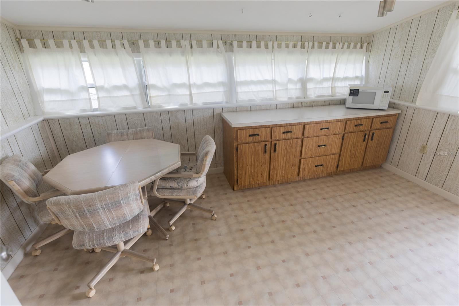 Image 5 of 24 For 1010 Glenn Ridge Drive