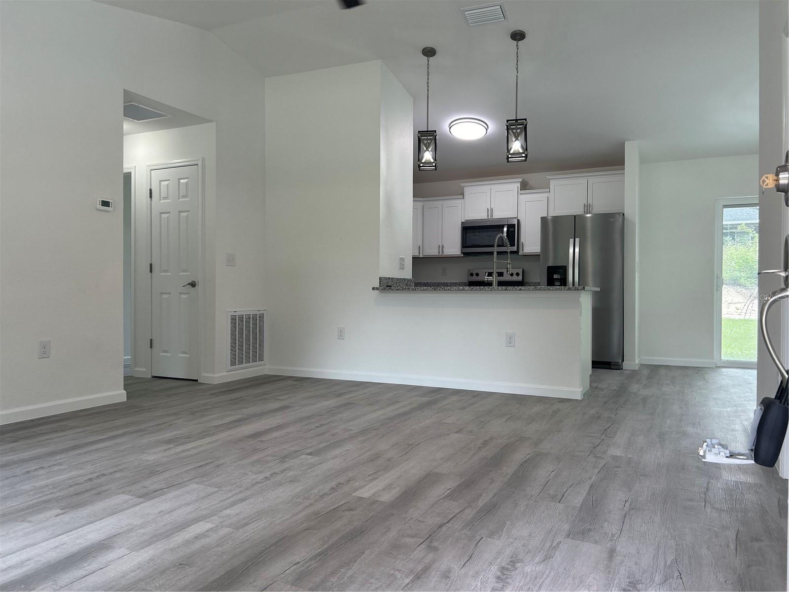 Image 7 of 13 For 4031 140th Place