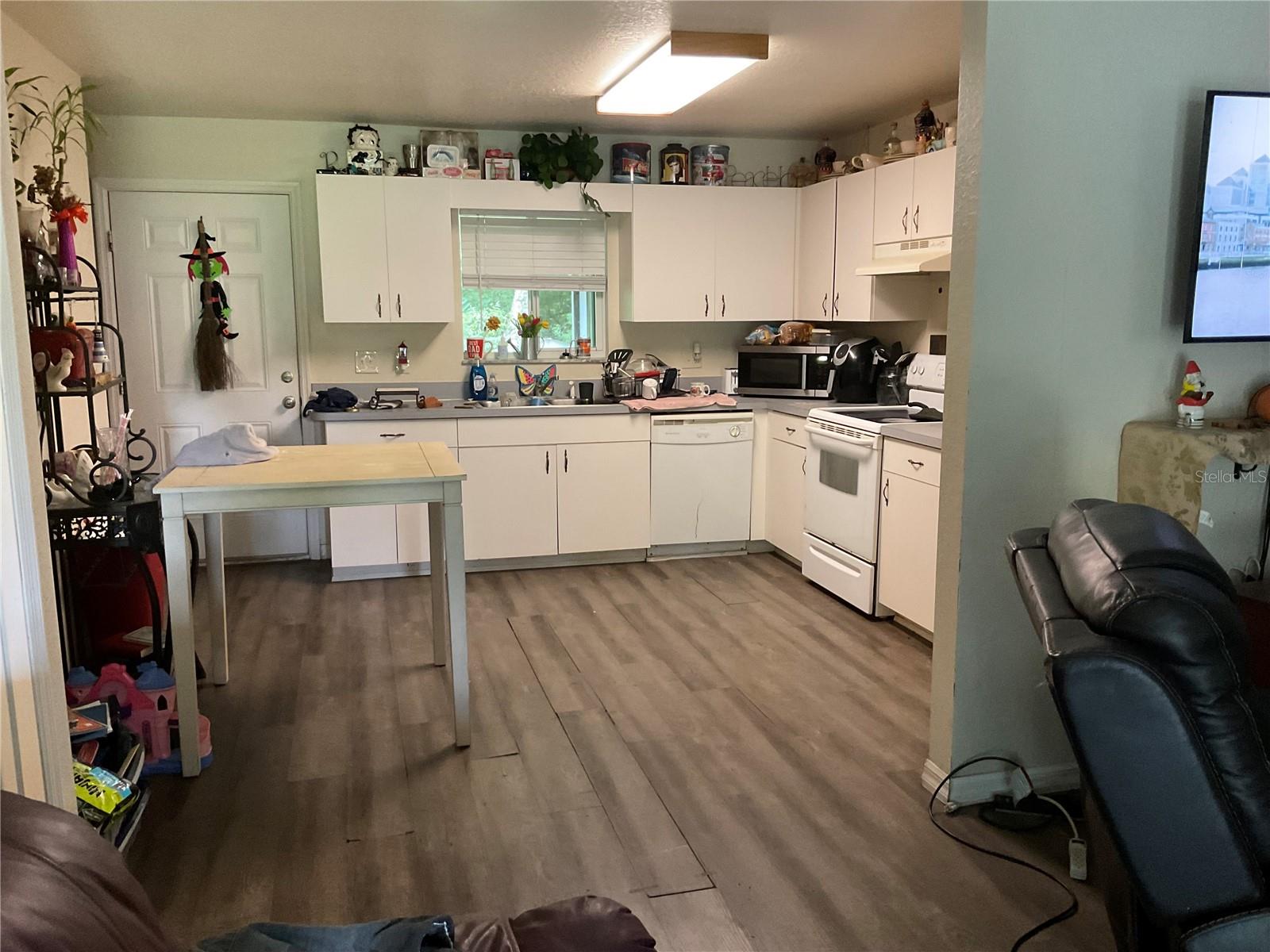 Image 10 of 13 For 4975 115th Street