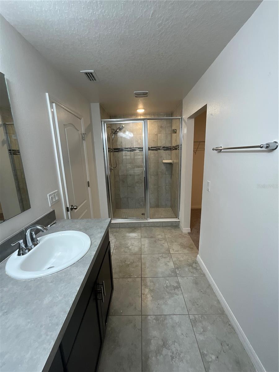 Image 27 of 30 For 913 251st Drive