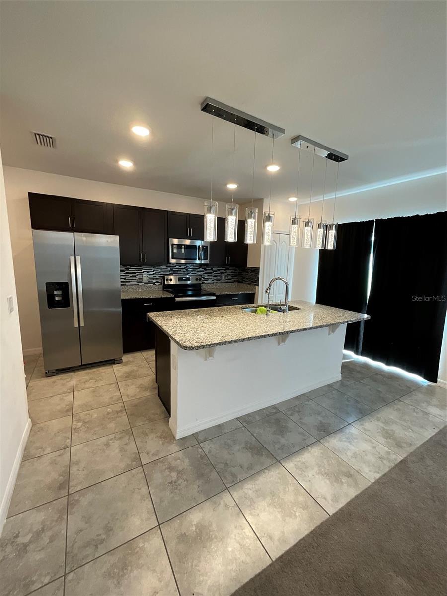 Image 9 of 30 For 913 251st Drive