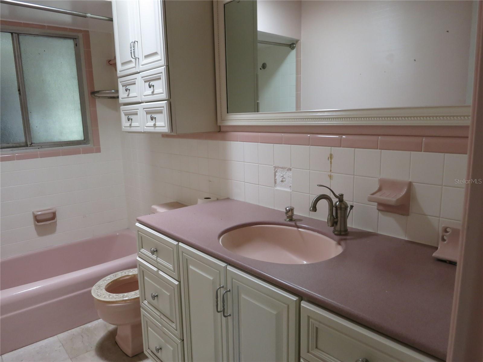 Listing photo id 10 for 3896 Seminole Point