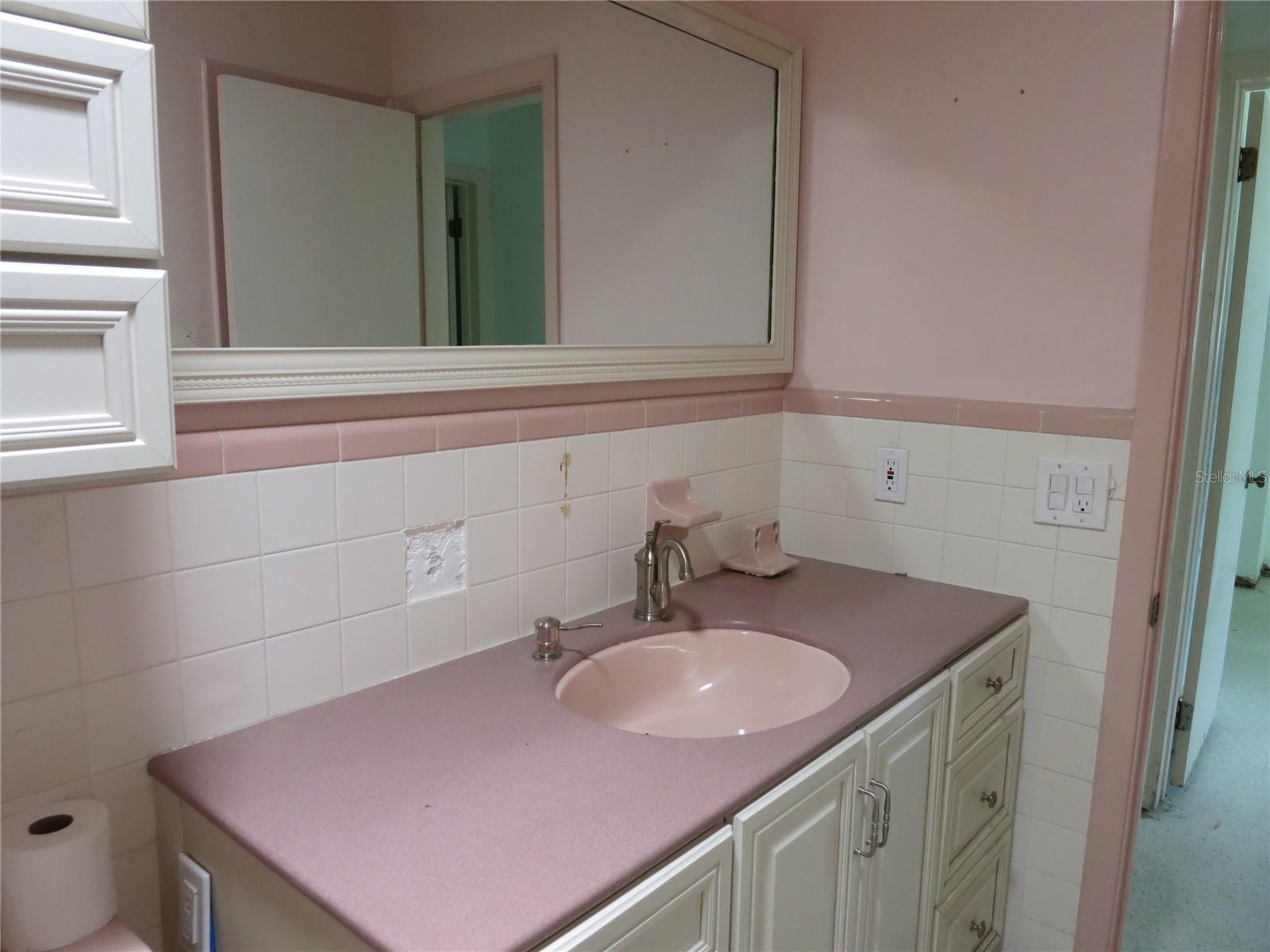 Listing photo id 11 for 3896 Seminole Point
