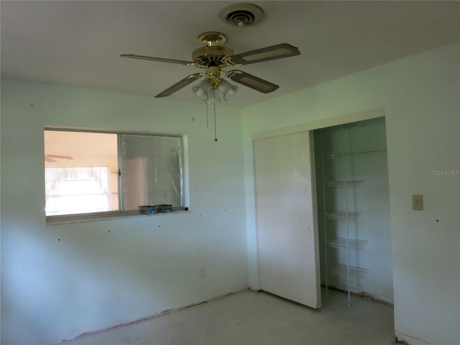 Listing photo id 13 for 3896 Seminole Point