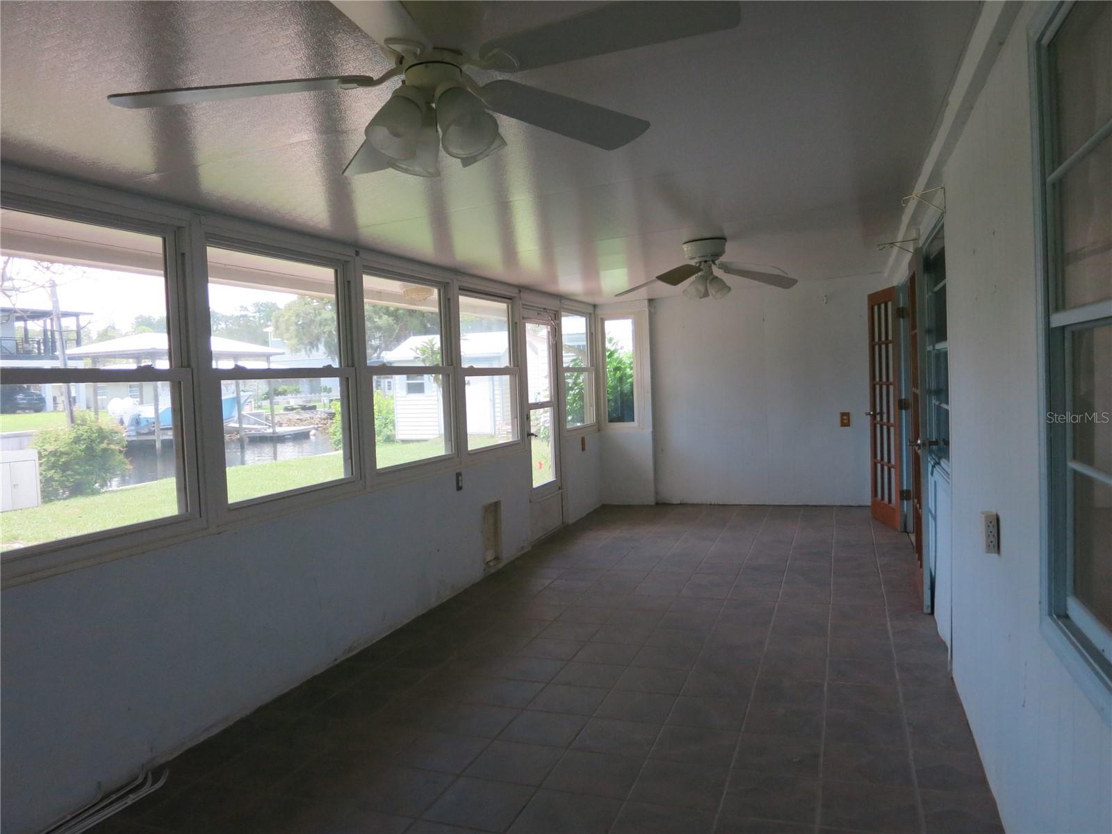 Listing photo id 26 for 3896 Seminole Point