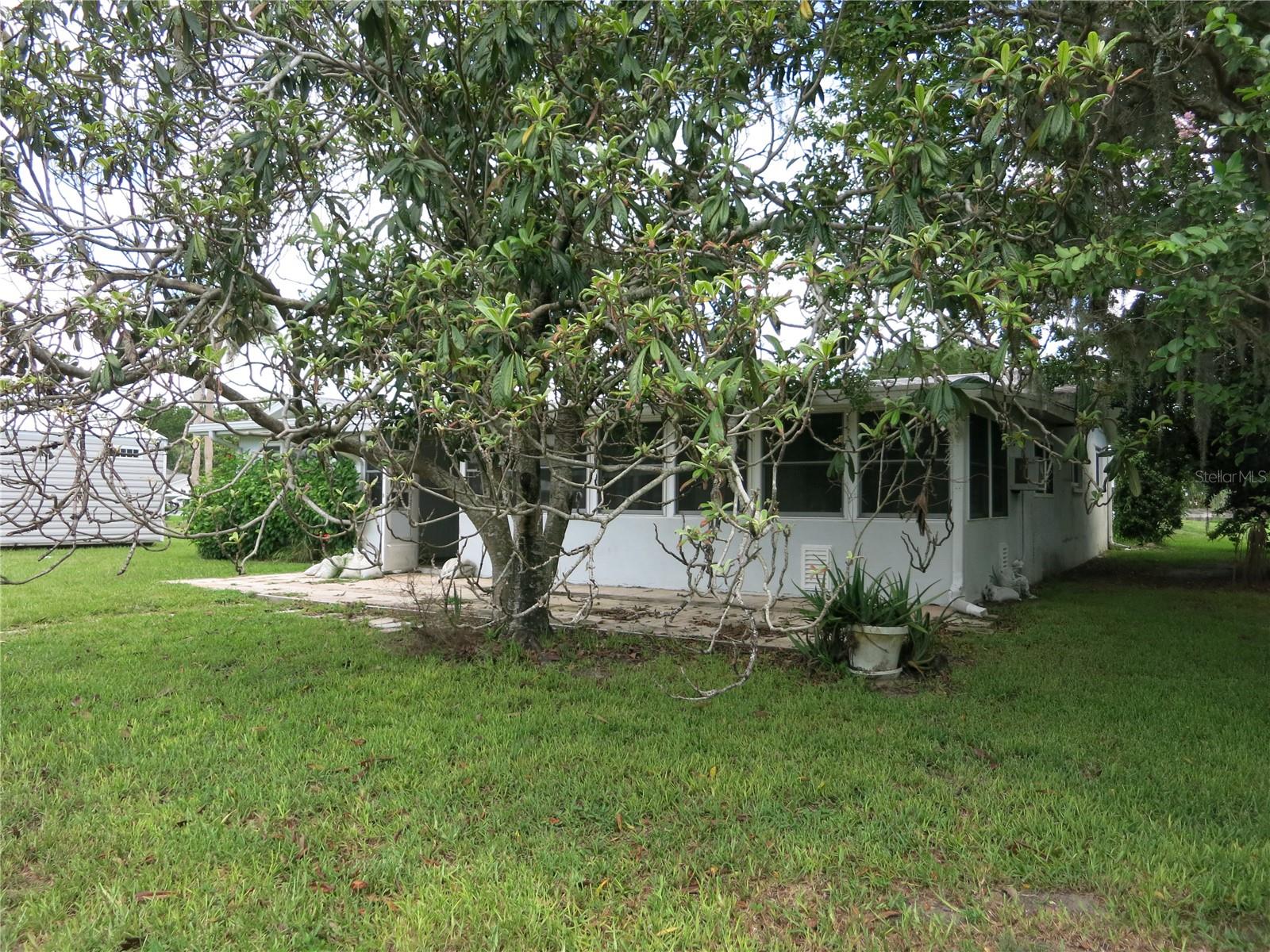 Listing photo id 33 for 3896 Seminole Point