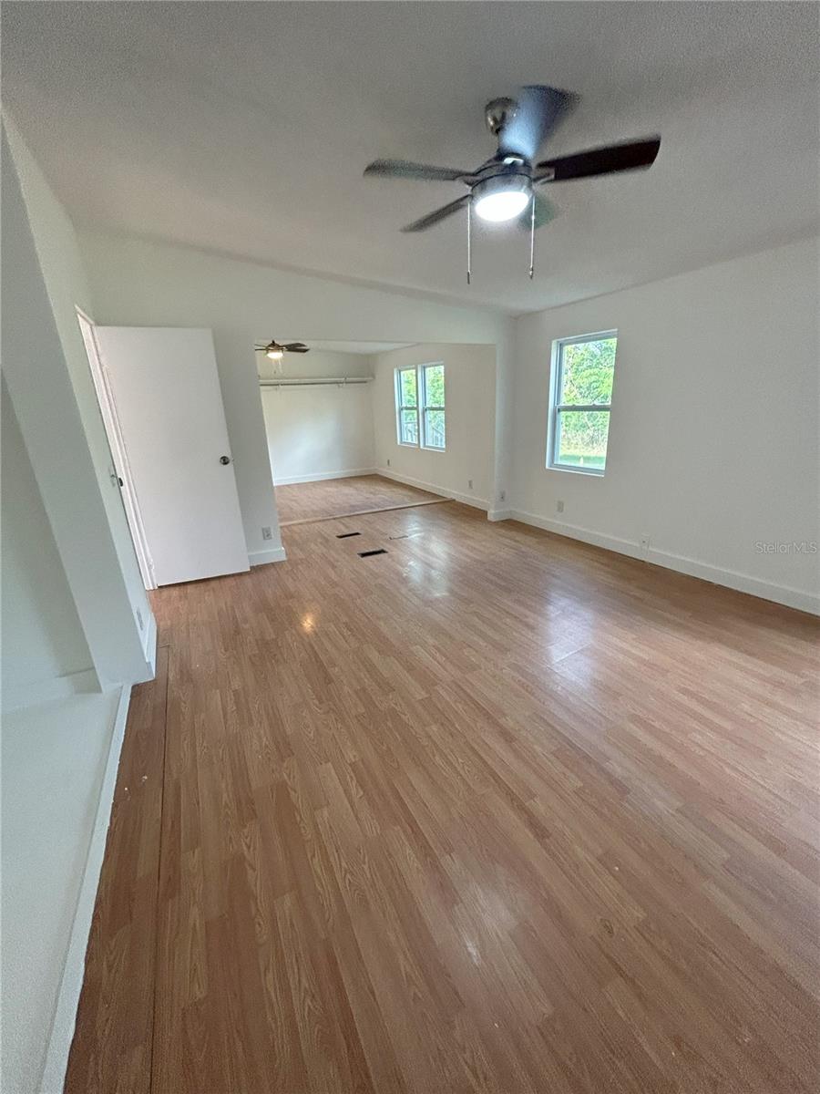 Image 9 of 17 For 16735 22nd Lane