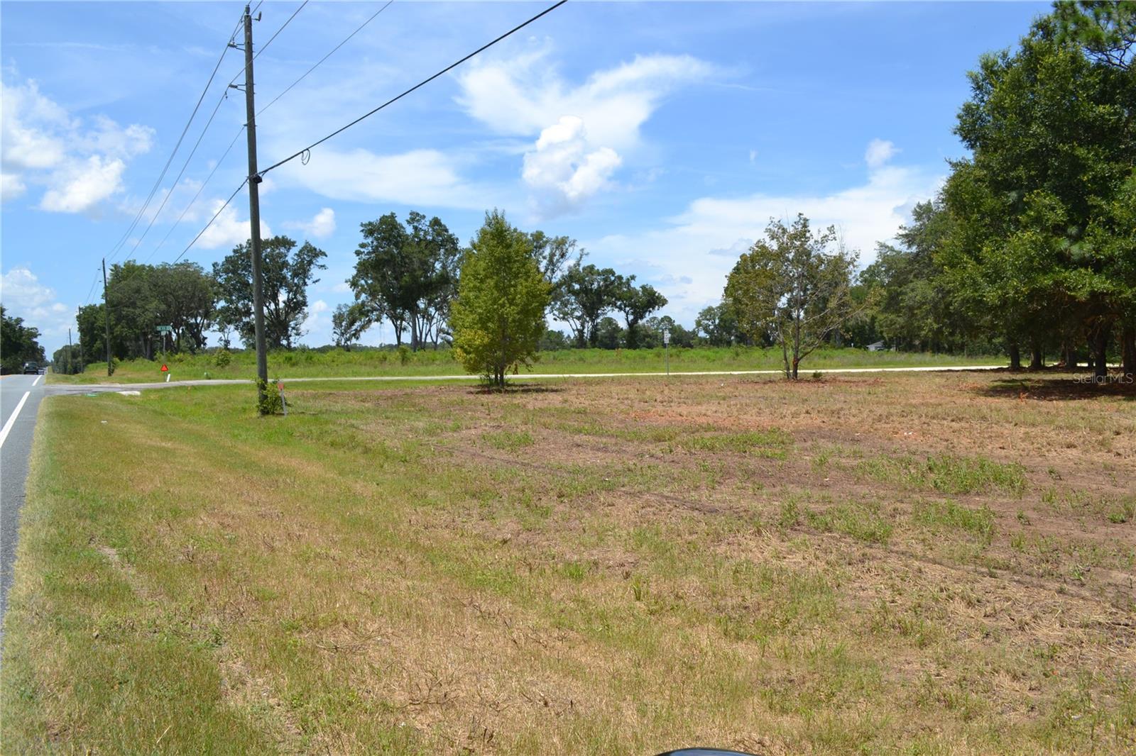 Listing photo id 6 for 00 Hwy 40  