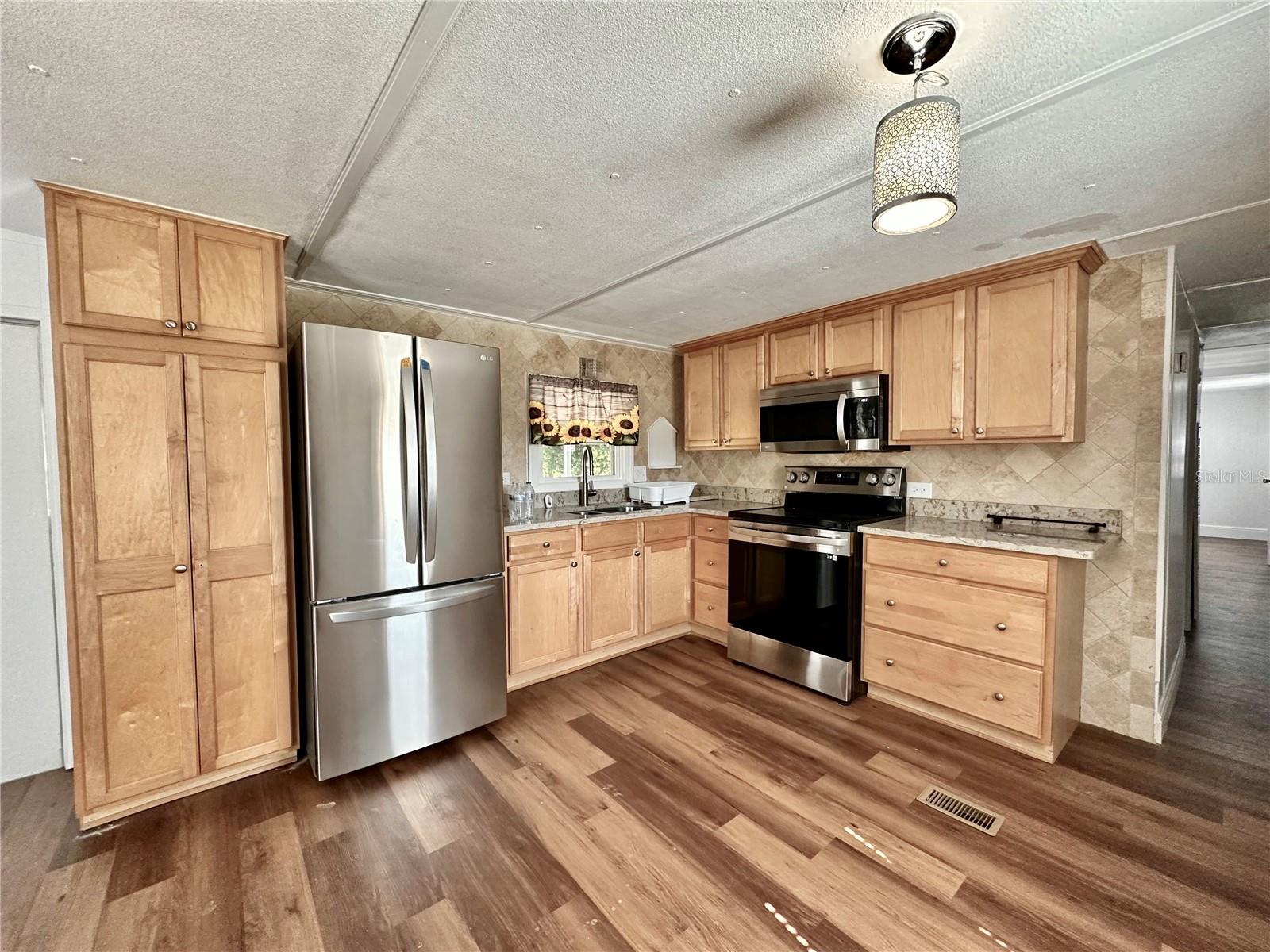 Image 13 of 20 For 8901 144th Lane