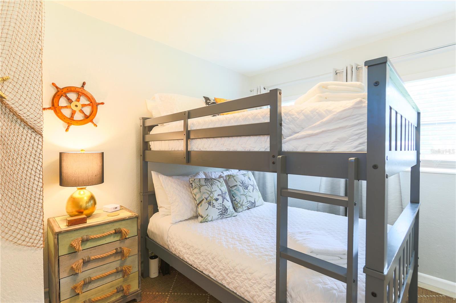 Image 4 of 50 For 11350 116th Avenue