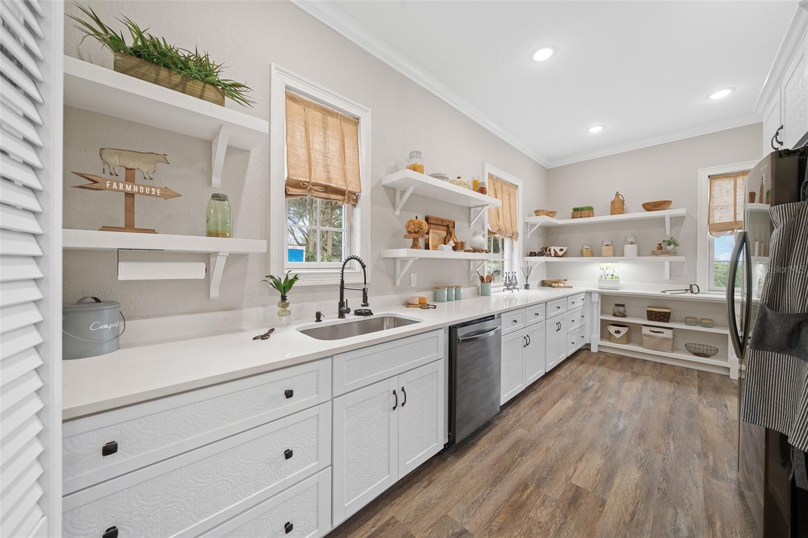 Image 23 of 100 For 2704 31st Street