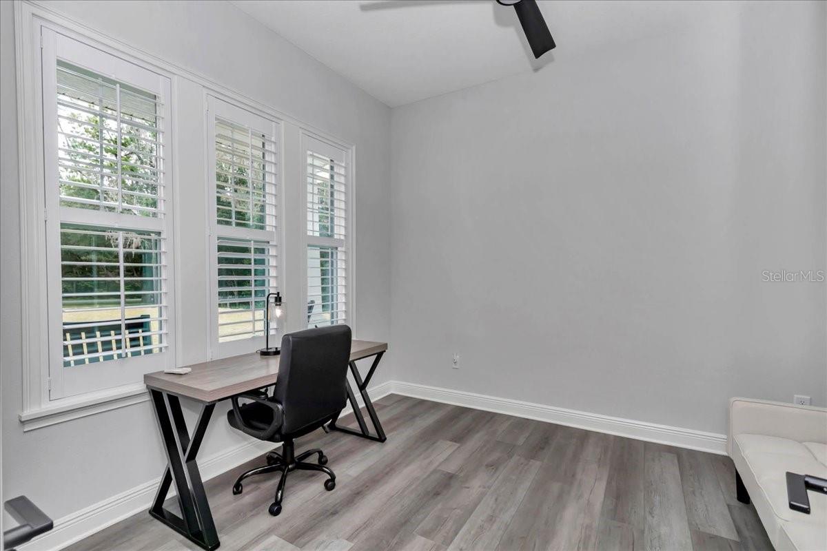 Image 15 of 47 For 14721 147th Court